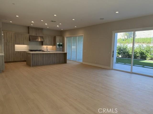 130 Sierra Madre, Lake Forest CA 92630 - photo 9