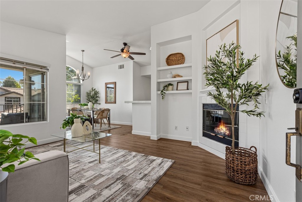 135 Chaumont, Lake Forest CA 92610 - photo 4