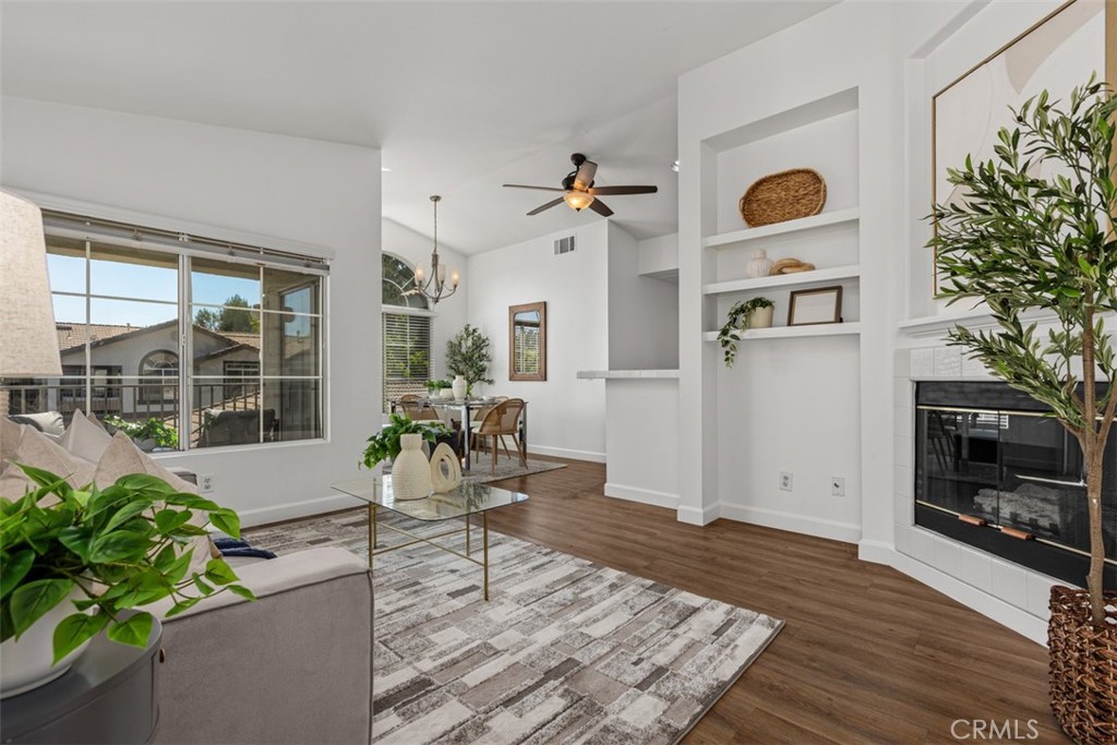 135 Chaumont, Lake Forest CA 92610 - photo 5