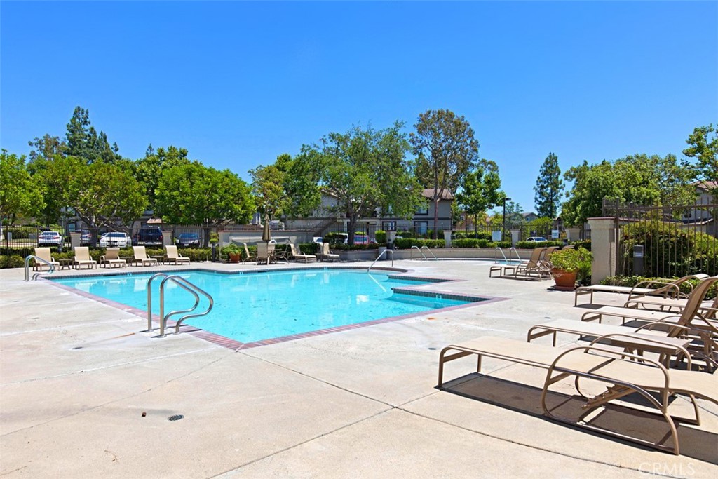 135 Chaumont, Lake Forest CA 92610 - photo 24