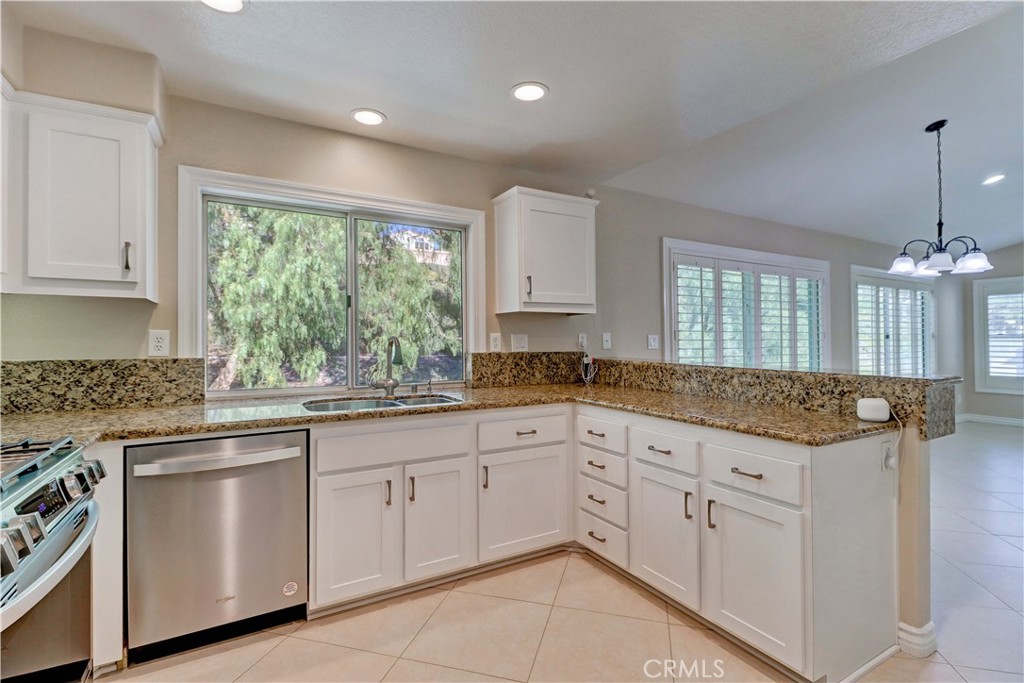 15 Embassy Place, Lake Forest CA 92610 - photo 1