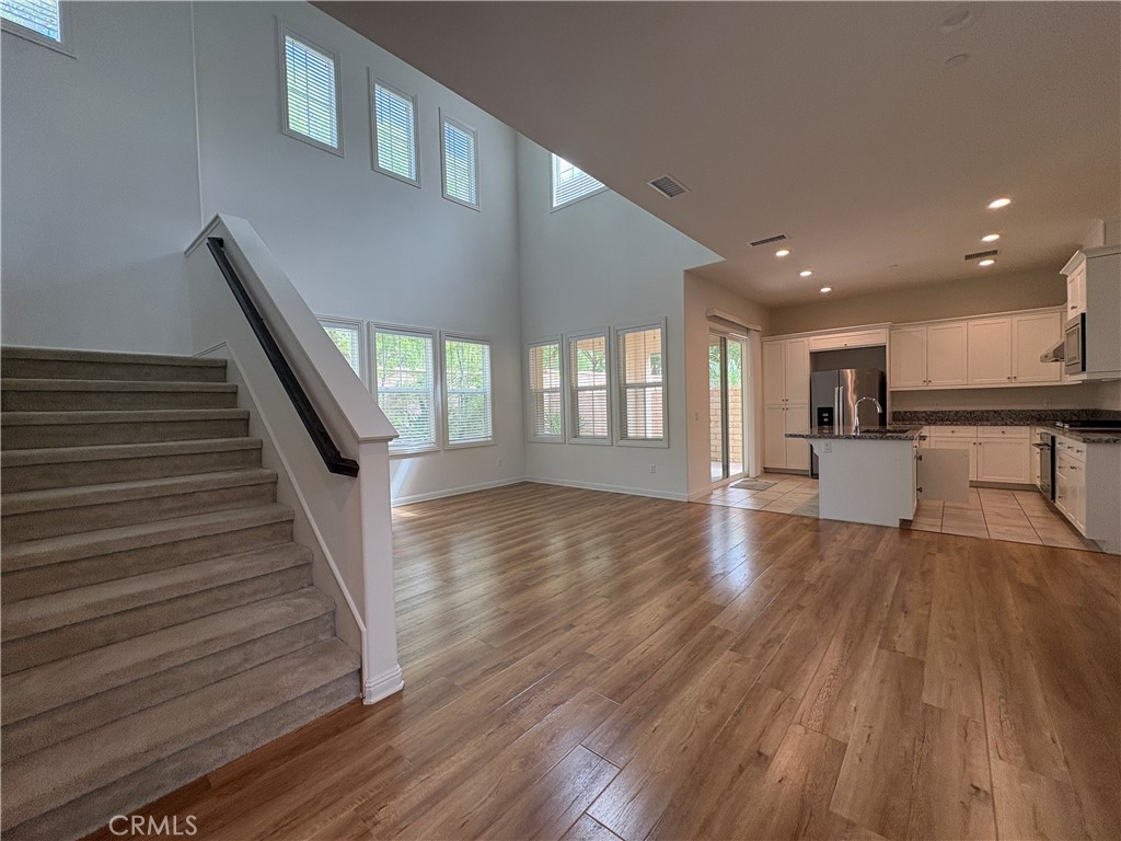 15 Umbria, Lake Forest CA 92630 - photo 2