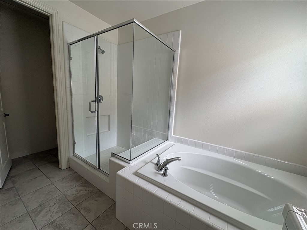 15 Umbria, Lake Forest CA 92630 - photo 18