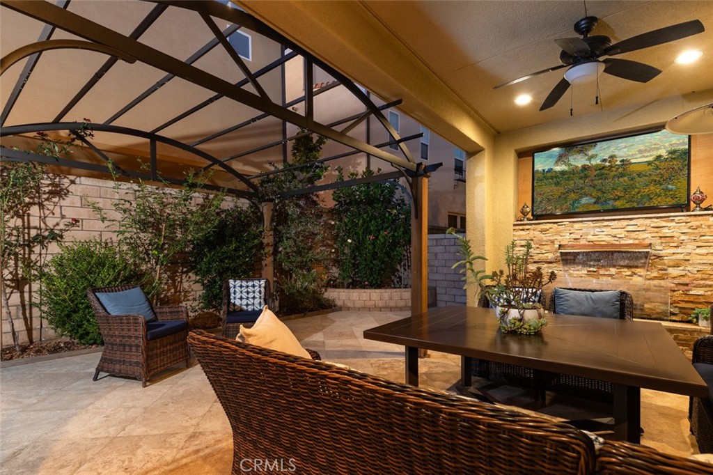 155 Bryce Run, Lake Forest CA 92630 - photo 2