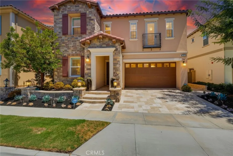 16 Lark, Lake Forest, CA 92630