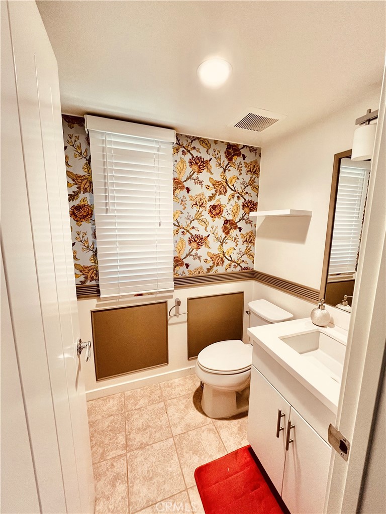 16 Savannah, Lake Forest CA 92630 - photo 5