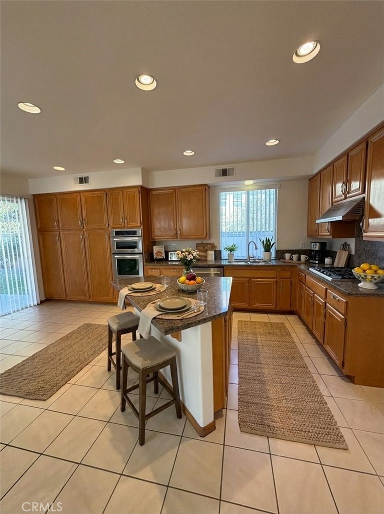 Virtual staged. - 17 Pastora, Lake Forest CA 92610 - photo 1