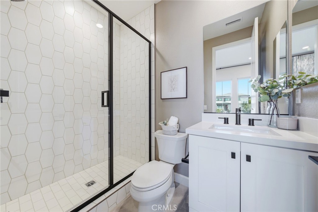 17 Ponte, Lake Forest CA 92630 - photo 26
