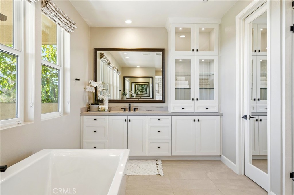 17 Ponte, Lake Forest CA 92630 - photo 33