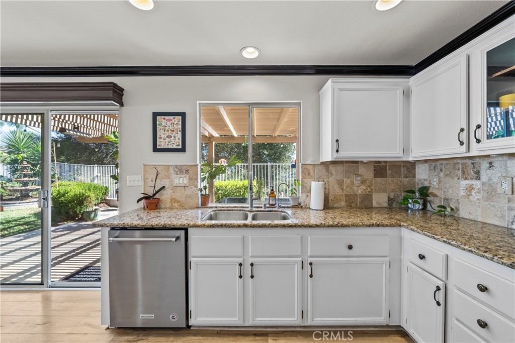 18 Calotte, Lake Forest CA 92610 - photo 16