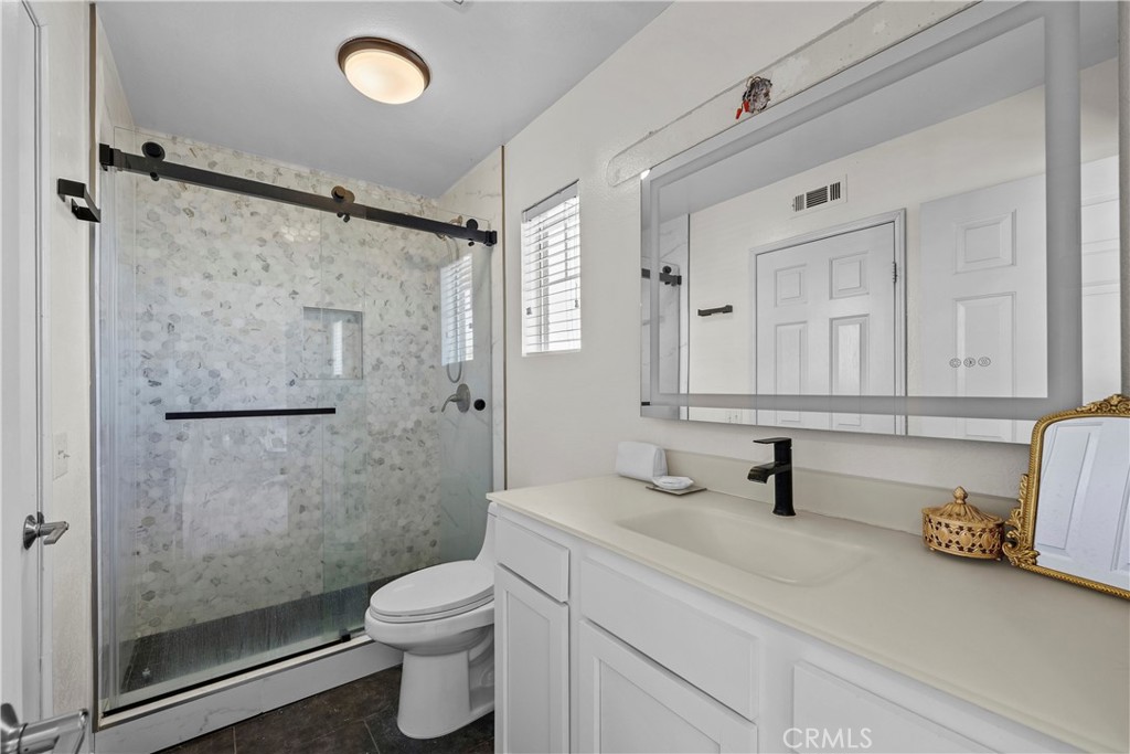 18 Calotte, Lake Forest CA 92610 - photo 27