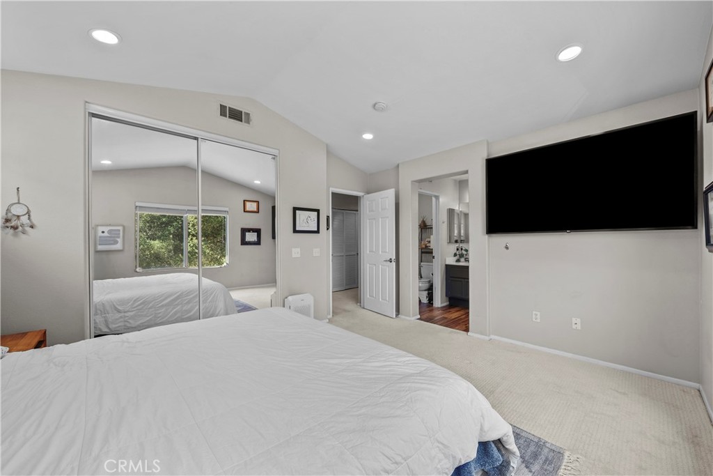 18 Calotte, Lake Forest CA 92610 - photo 31