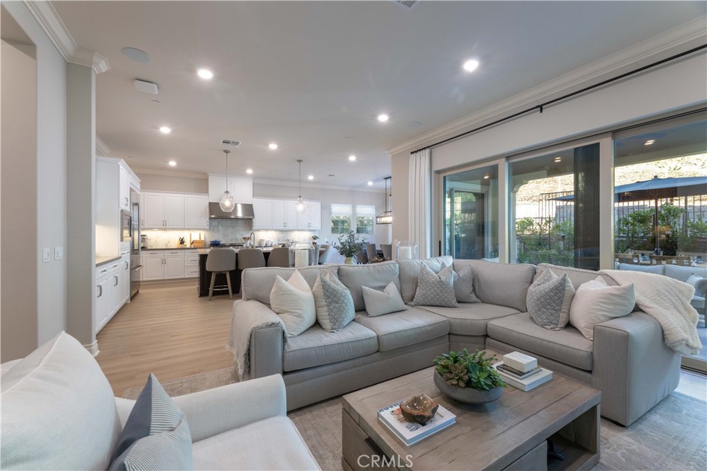 1809 Canyon Oaks Lane, Lake Forest CA 92610 - photo 15