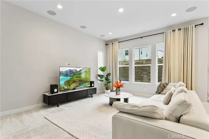 181 Pin Lane, Lake Forest