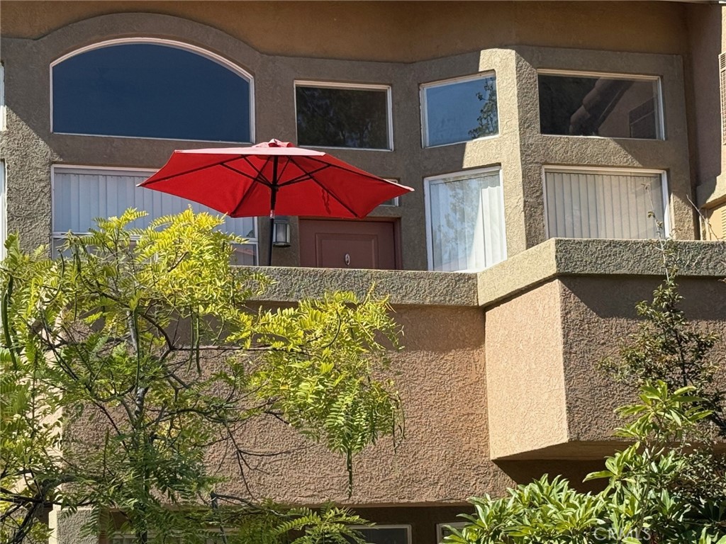 Welcome Home! - 19431 Rue De Valore 28G, Lake Forest CA 92610 - photo 1
