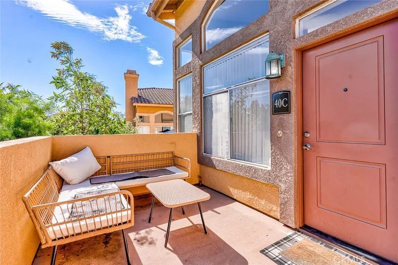 19431 Rue De Valore 40C, Lake Forest