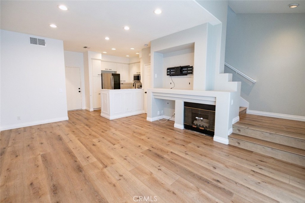 19611 Agria, Lake Forest CA 92679 - photo 4