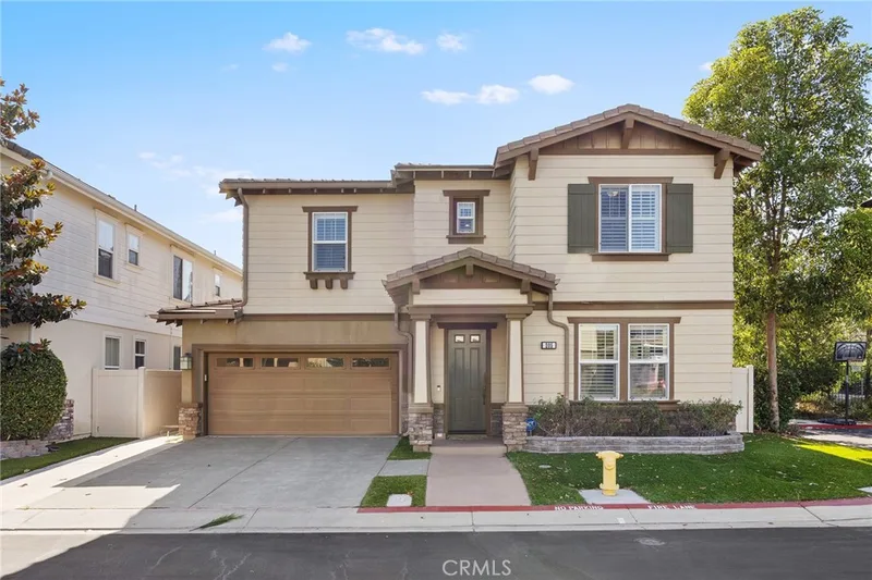 205 Summit, Lake Forest