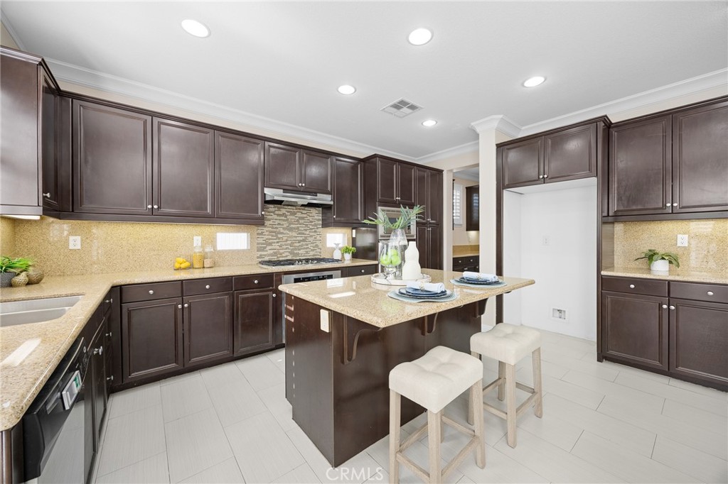 205 Summit, Lake Forest CA 92630 - photo 14