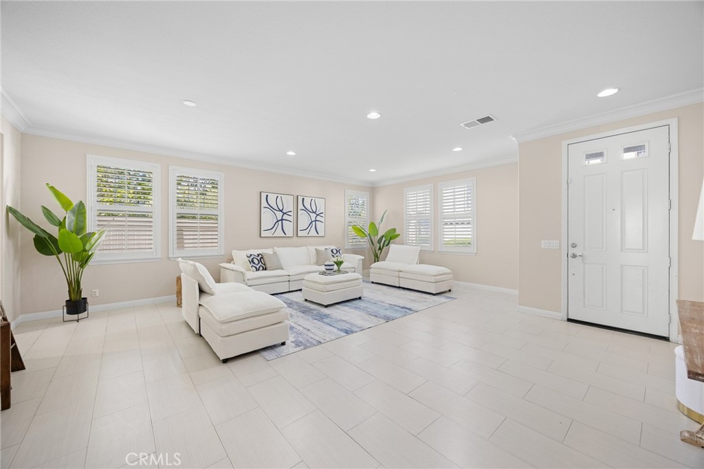 205 Summit, Lake Forest CA 92630 - photo 3