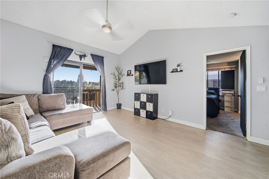 20702 El Toro, Lake Forest CA 92630 - photo 5