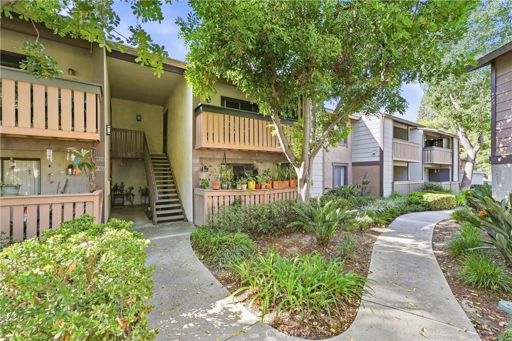 20702 El Toro Rd 212, Lake Forest CA 92630 - photo 1