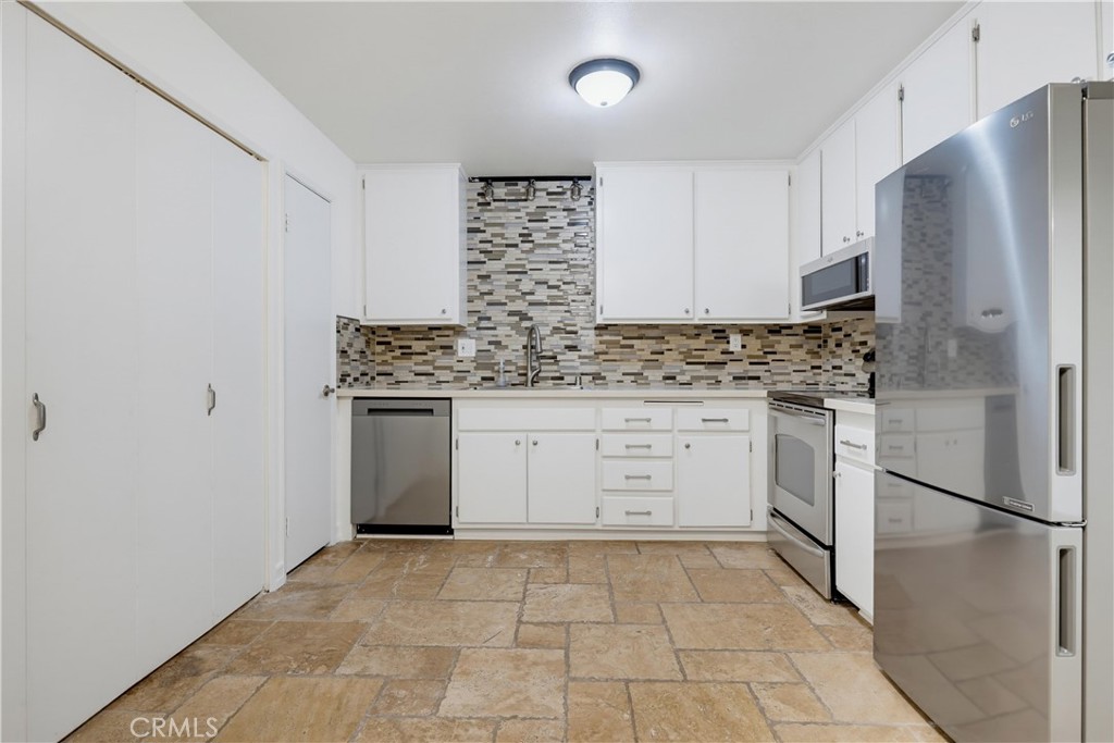 20874 Serrano Creek Road 64, Lake Forest CA 92630 - photo 17