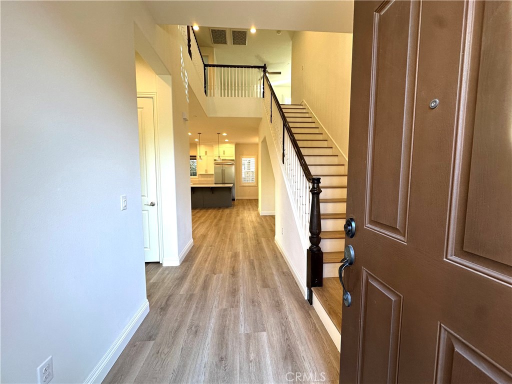 21 Castellana, Lake Forest CA 92630 - photo 2