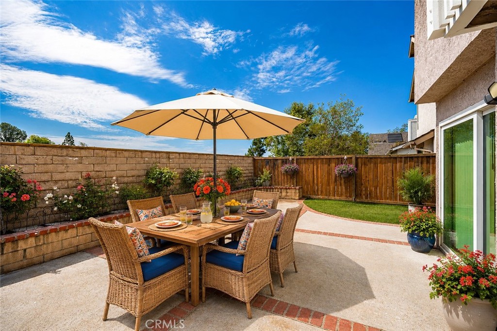 21056 Champlain, Lake Forest CA 92630 - photo 3