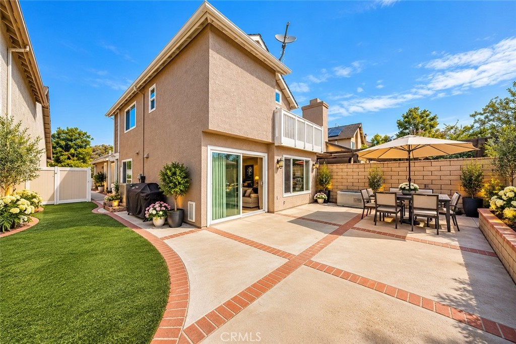 21056 Champlain, Lake Forest CA 92630 - photo 4