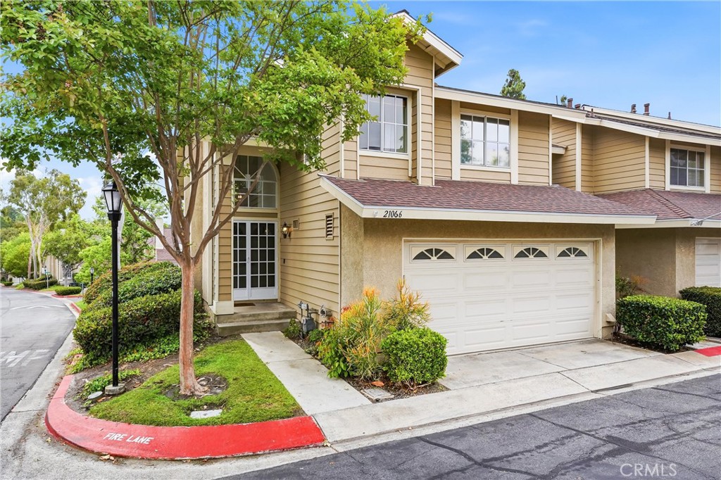 Rarely Available End-Unit Whispering Hills Townhome - 21066 Berry Glen, Lake Forest CA 92630 - photo 1