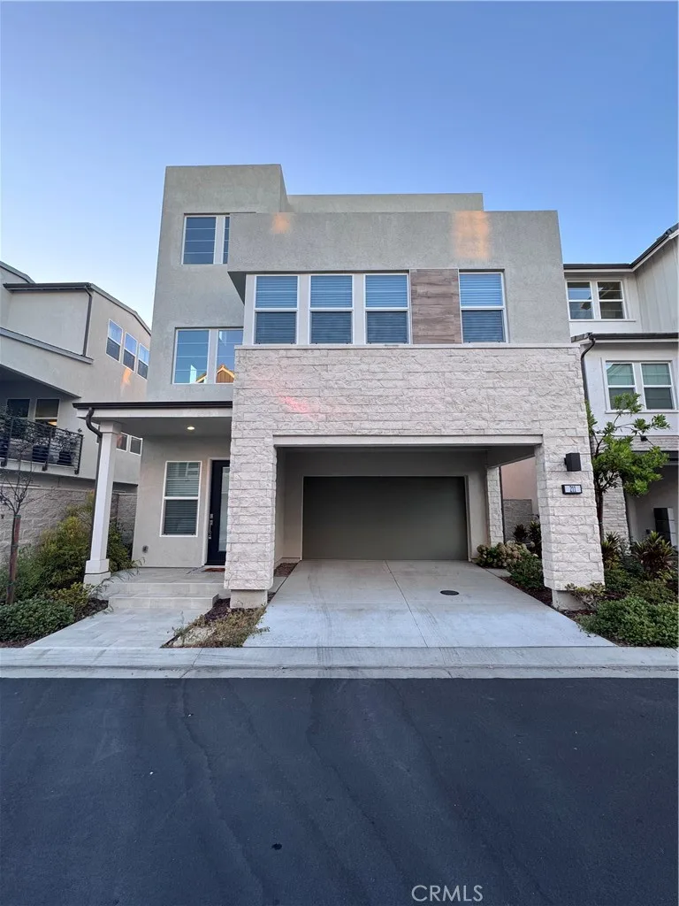 211 Pin Lane, Lake Forest, CA 92630