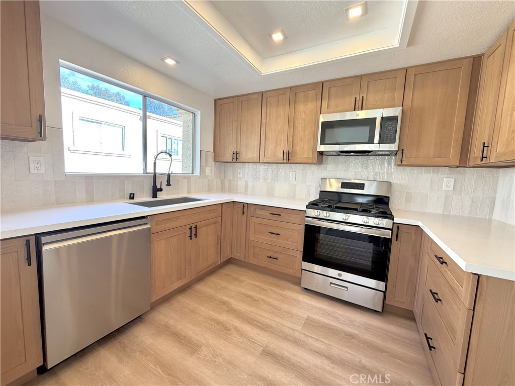 21125 Gladiolos, Lake Forest CA 92630 - photo 1