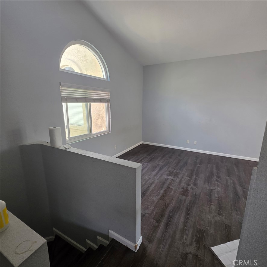 21128 Gladiolos, Lake Forest CA 92630 - photo 4