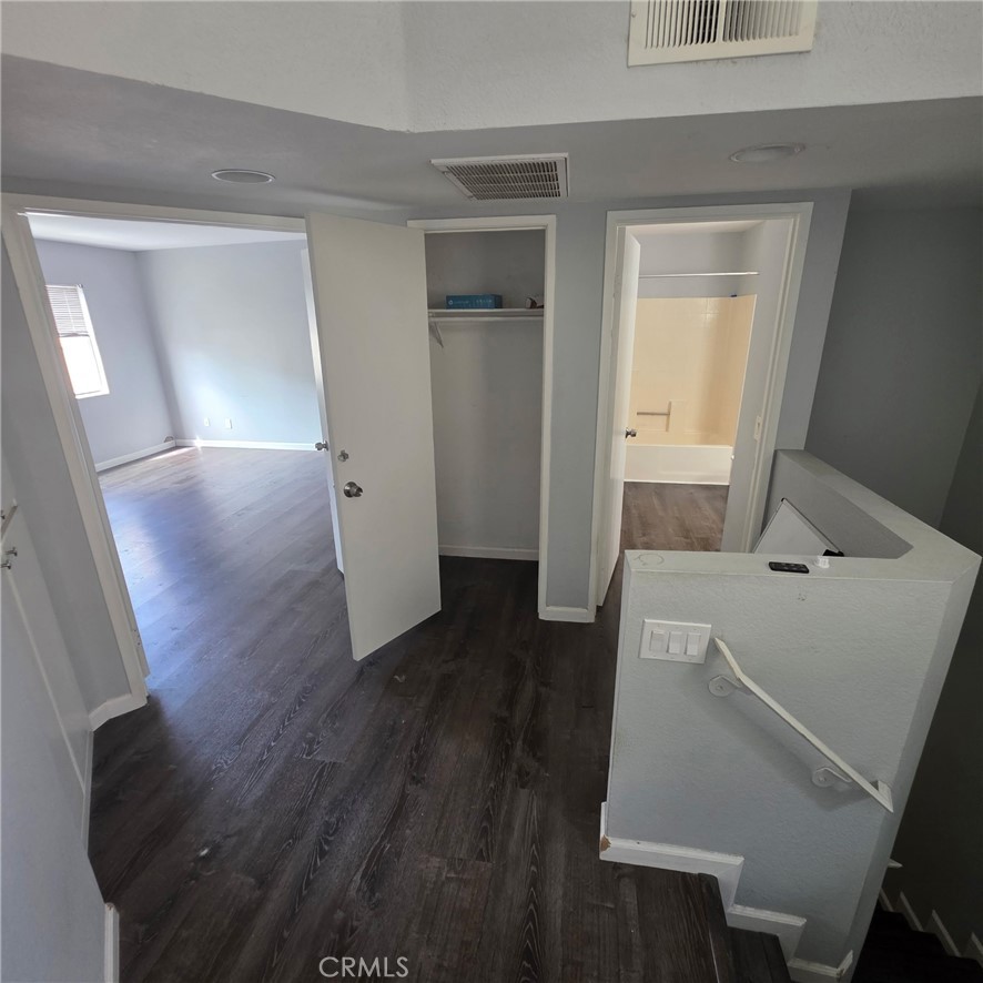 21128 Gladiolos, Lake Forest CA 92630 - photo 7