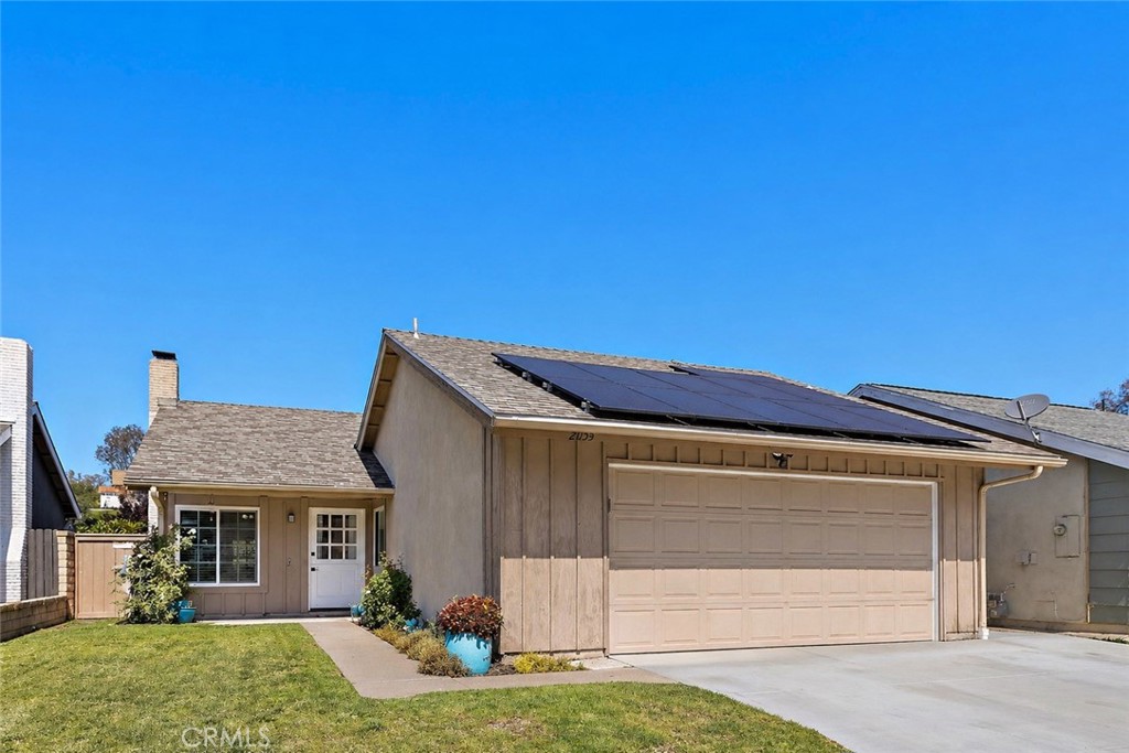 21155 Larchmont, Lake Forest CA 92630 - photo 2