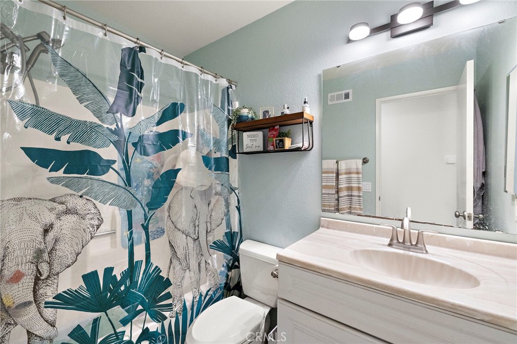 21155 Larchmont, Lake Forest CA 92630 - photo 15