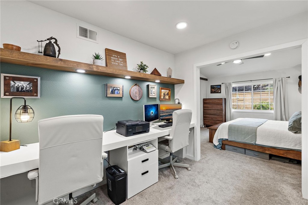 21155 Larchmont, Lake Forest CA 92630 - photo 21