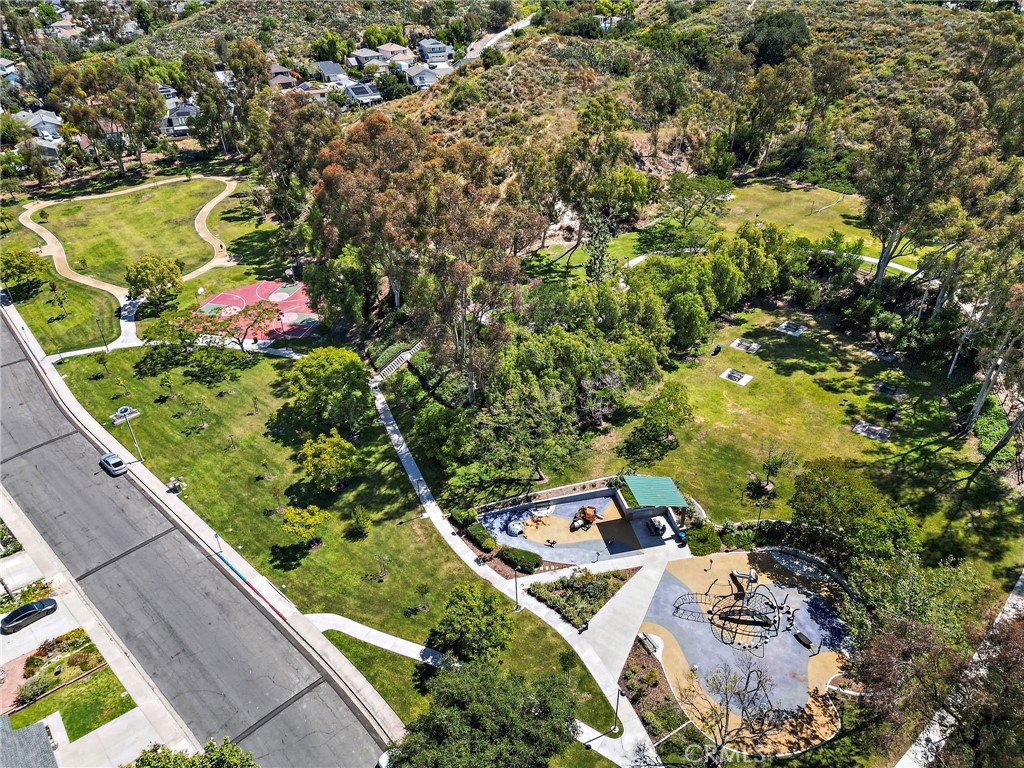 21155 Larchmont, Lake Forest CA 92630 - photo 23