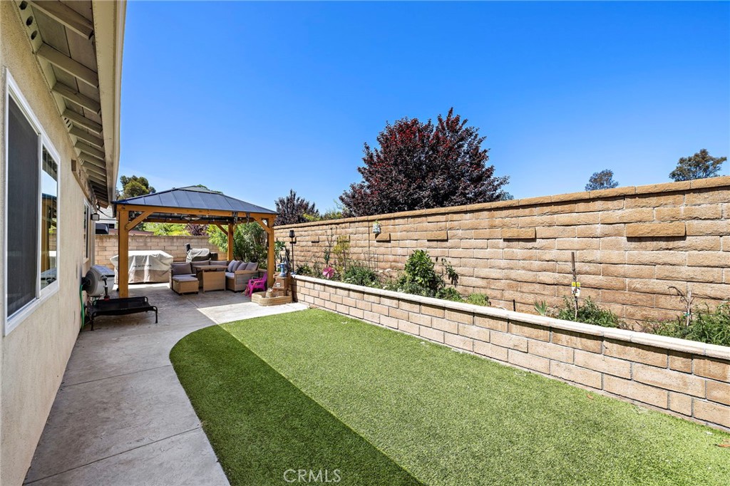 21155 Larchmont, Lake Forest CA 92630 - photo 25
