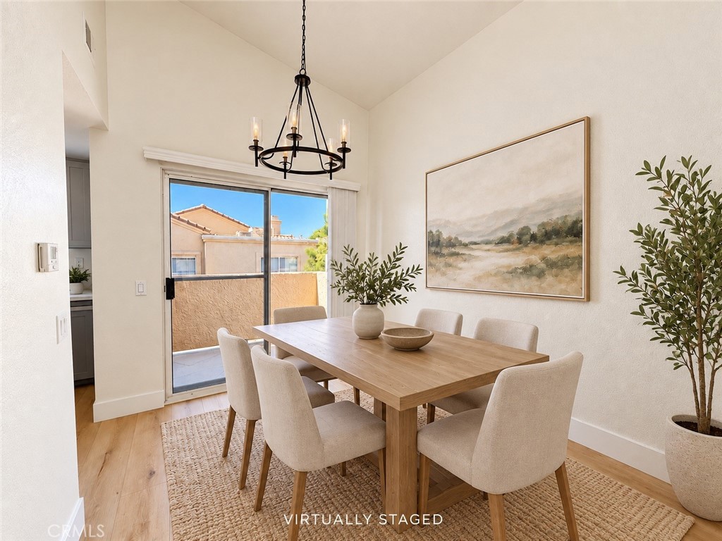 21156 Gladiolos, Lake Forest CA 92630 - photo 5