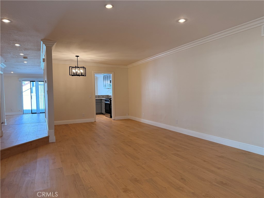 21172 Serra Vista, Lake Forest CA 92630 - photo 4
