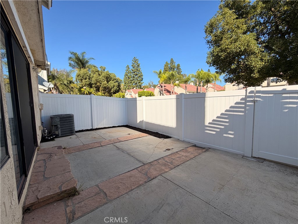 21172 Serra Vista, Lake Forest CA 92630 - photo 18