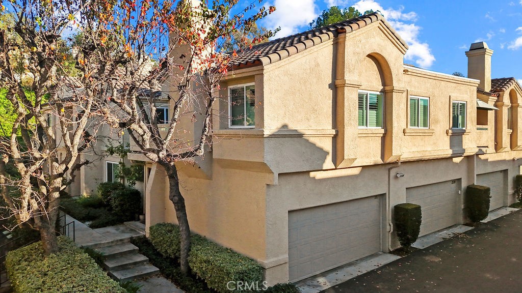 21174 Gladiolos, Lake Forest CA 92630 - photo 1