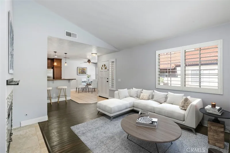 21227 Camelia 18, Lake Forest