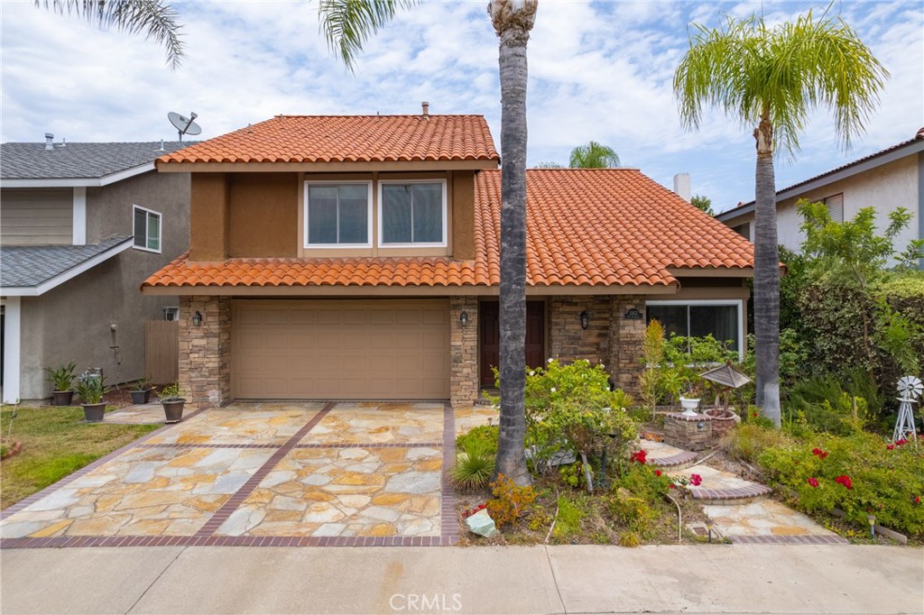 21422 Via Floresta, Lake Forest CA 92630 - photo 1