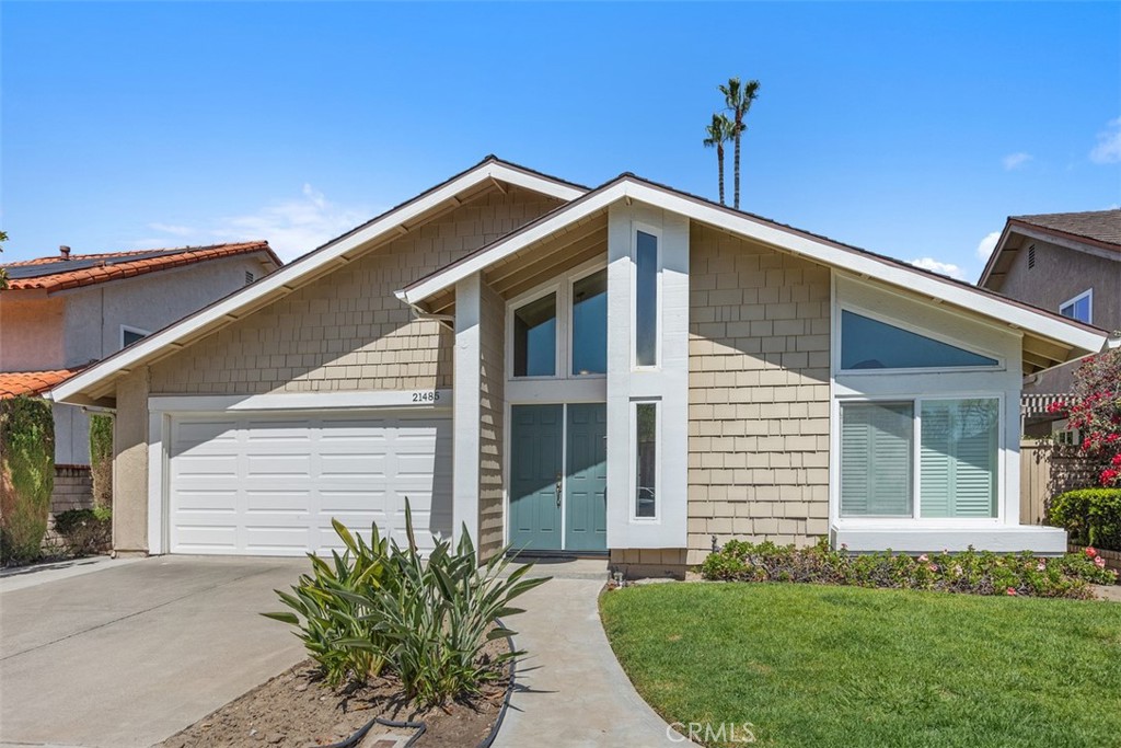 Beautiful remodeled single level home in the wonderful Forest Creek Neighborhood! - 21485 Camino Trebol, Lake Forest CA 92630 - photo 1