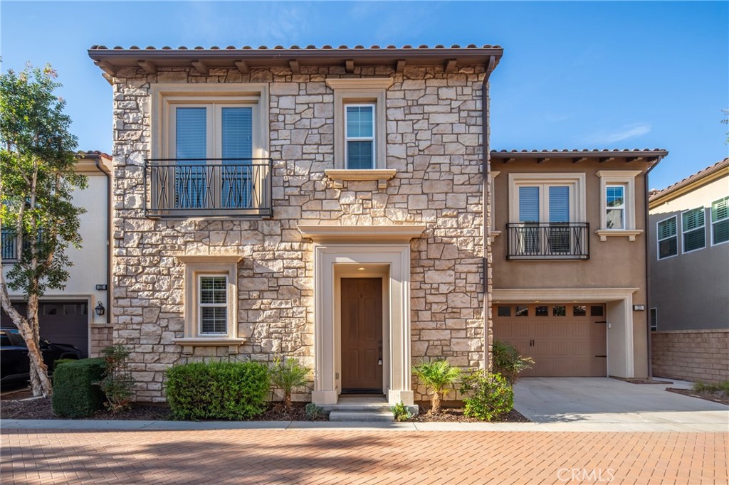 215 Bryce Run, Lake Forest CA 92630 - photo 1