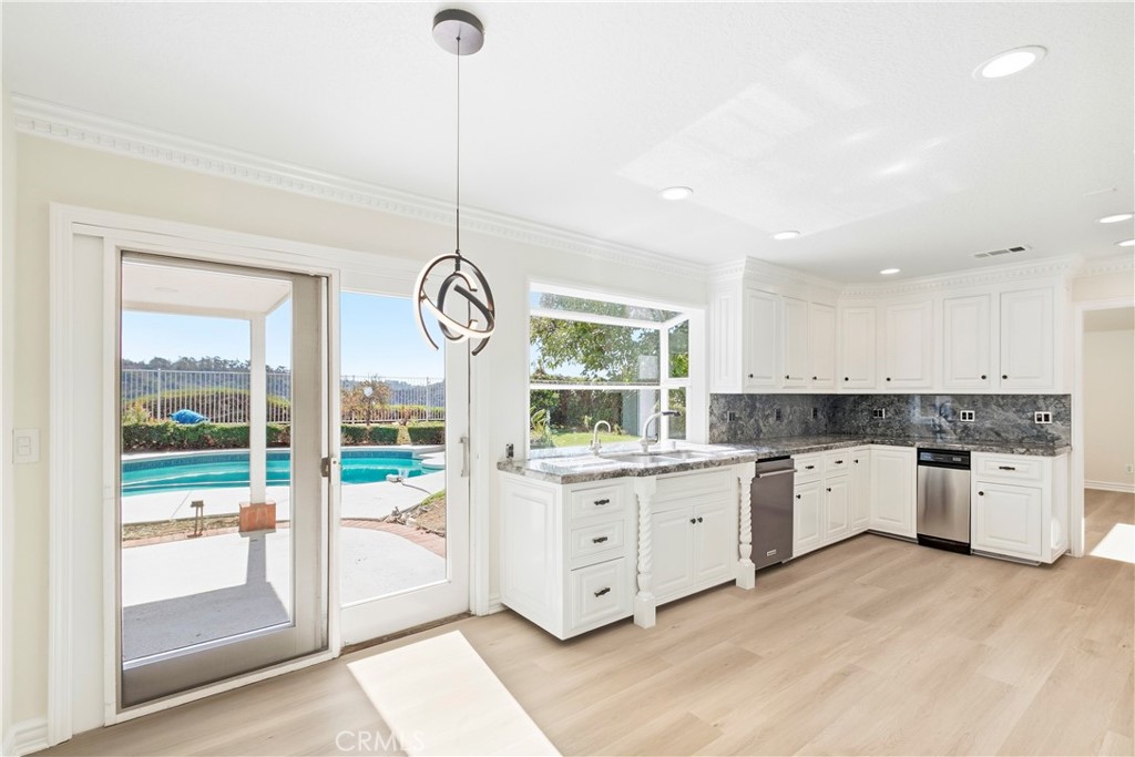 21642 Montbury Drive, Lake Forest CA 92630 - photo 8