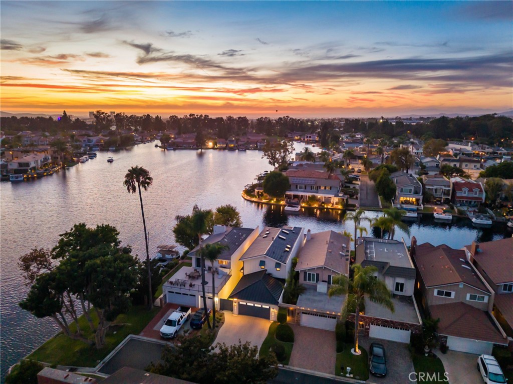 21845 Ticonderoga Lane, Lake Forest CA 92630 - photo 15